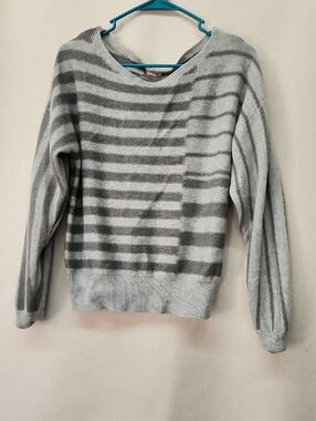 Light Gray Striped Crewneck Sweater - Casual Women's Knit